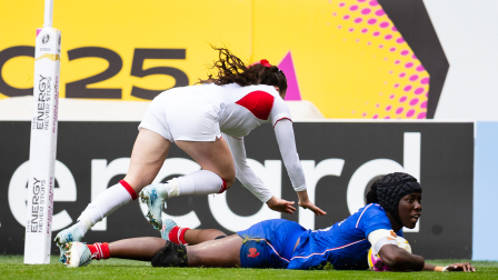 Nassira Konde face à l'Angleterre en CDM 2025